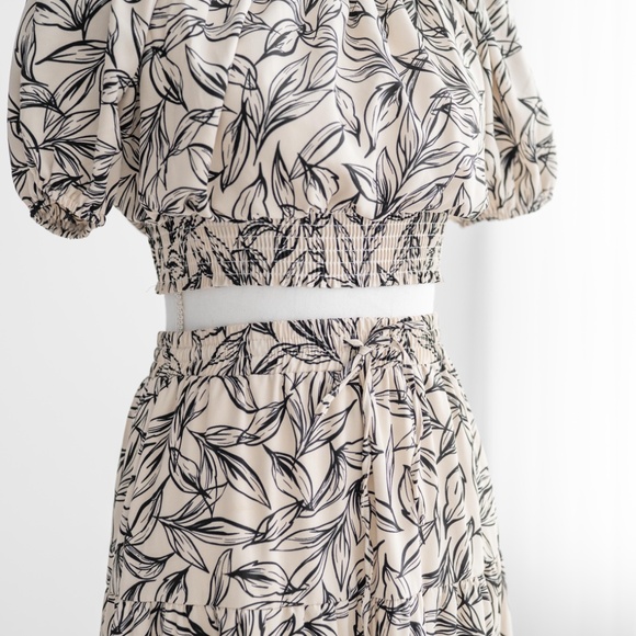 HYFVE Boho Ivory Black Floral Two Piece Maxi Skirt Set - Picture 4 of 9